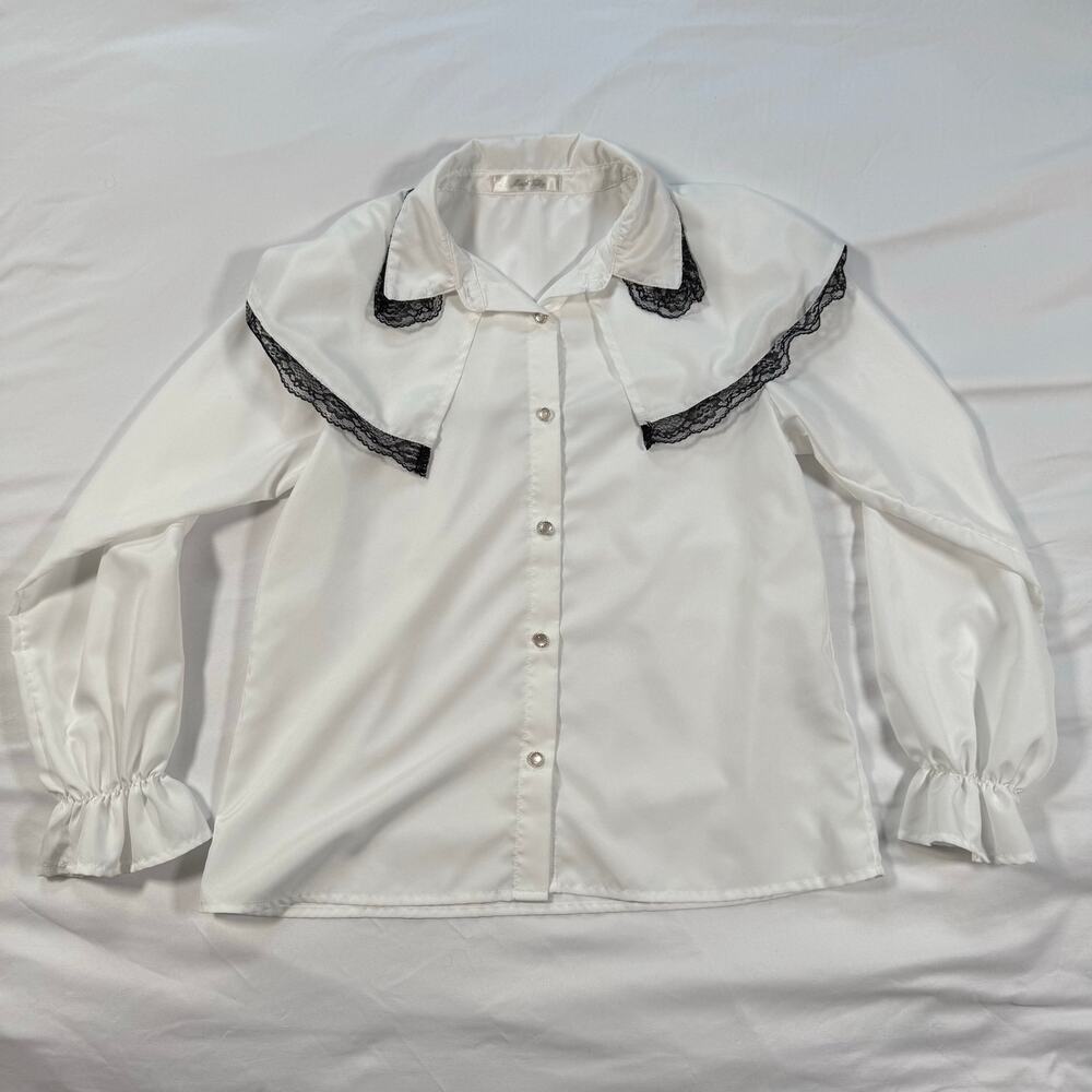Mouth valley white and black‎ long sleeve lace button up shirt coquette
